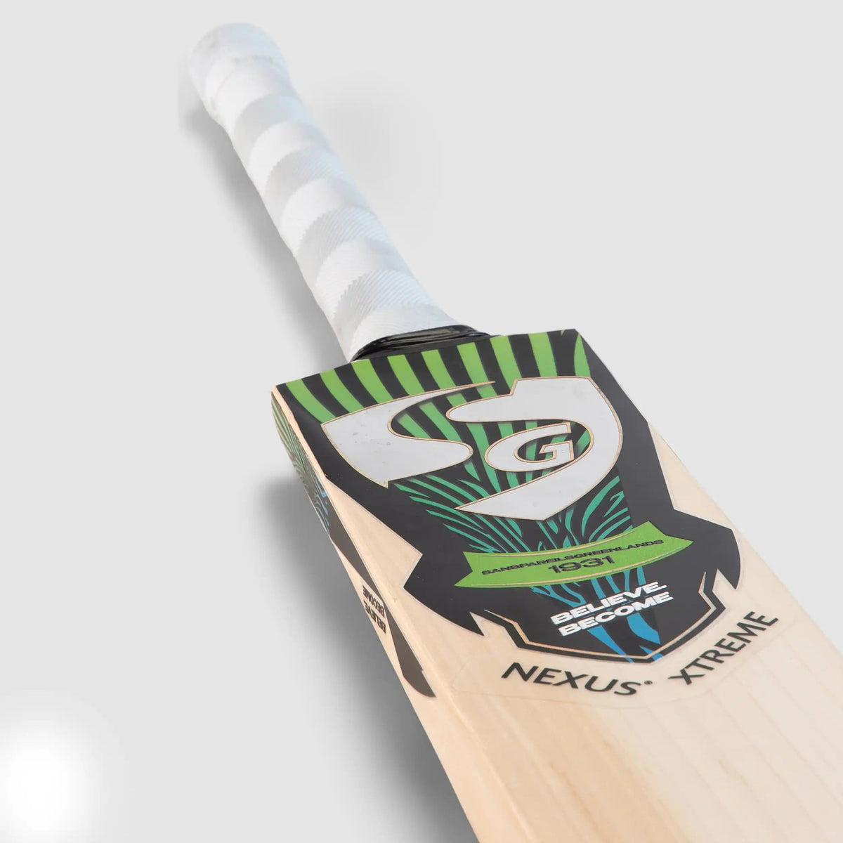 SG Nexus Xtreme English Willow Cricket Bat